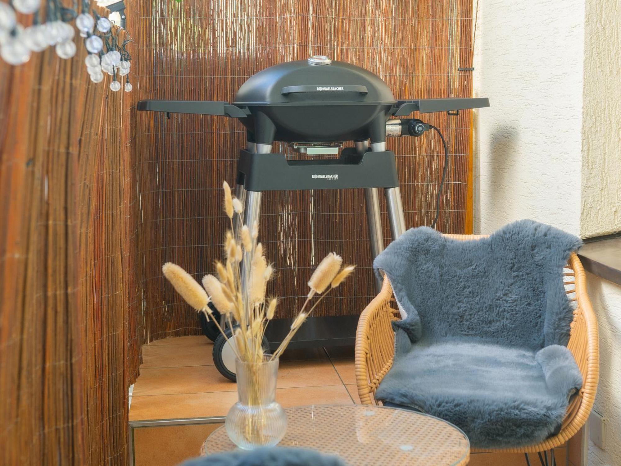 Einzigartiges Scandi Apartment - Innenstadt Mit Parkplatz, Balkon & Wlan - Perfekt Fuer Radfahrer Riedlingen Dış mekan fotoğraf