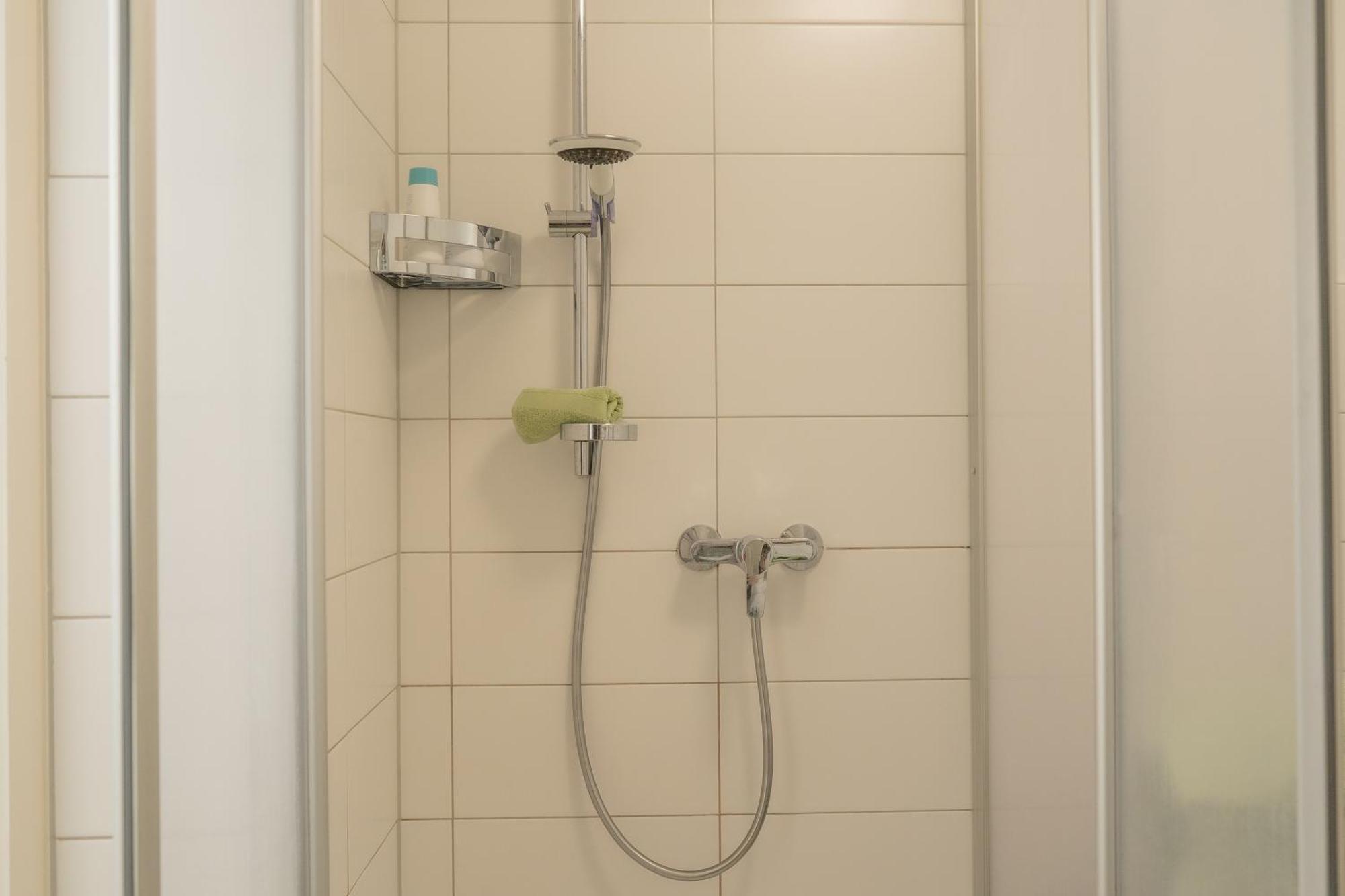 Einzigartiges Scandi Apartment - Innenstadt Mit Parkplatz, Balkon & Wlan - Perfekt Fuer Radfahrer Riedlingen Dış mekan fotoğraf